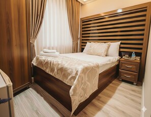 Business Double Room | Premium bedding, free WiFi, bed sheets