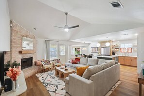 Living area - Newly Remodeled, Whimsical Retreat -  Viking Hot Tub, Ultimate Game Room, Massage Chair, BBQ (Round Rock)