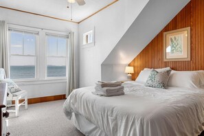 5 slaapkamers, een strijkplank/strijkijzer, gratis wifi, beddengoed