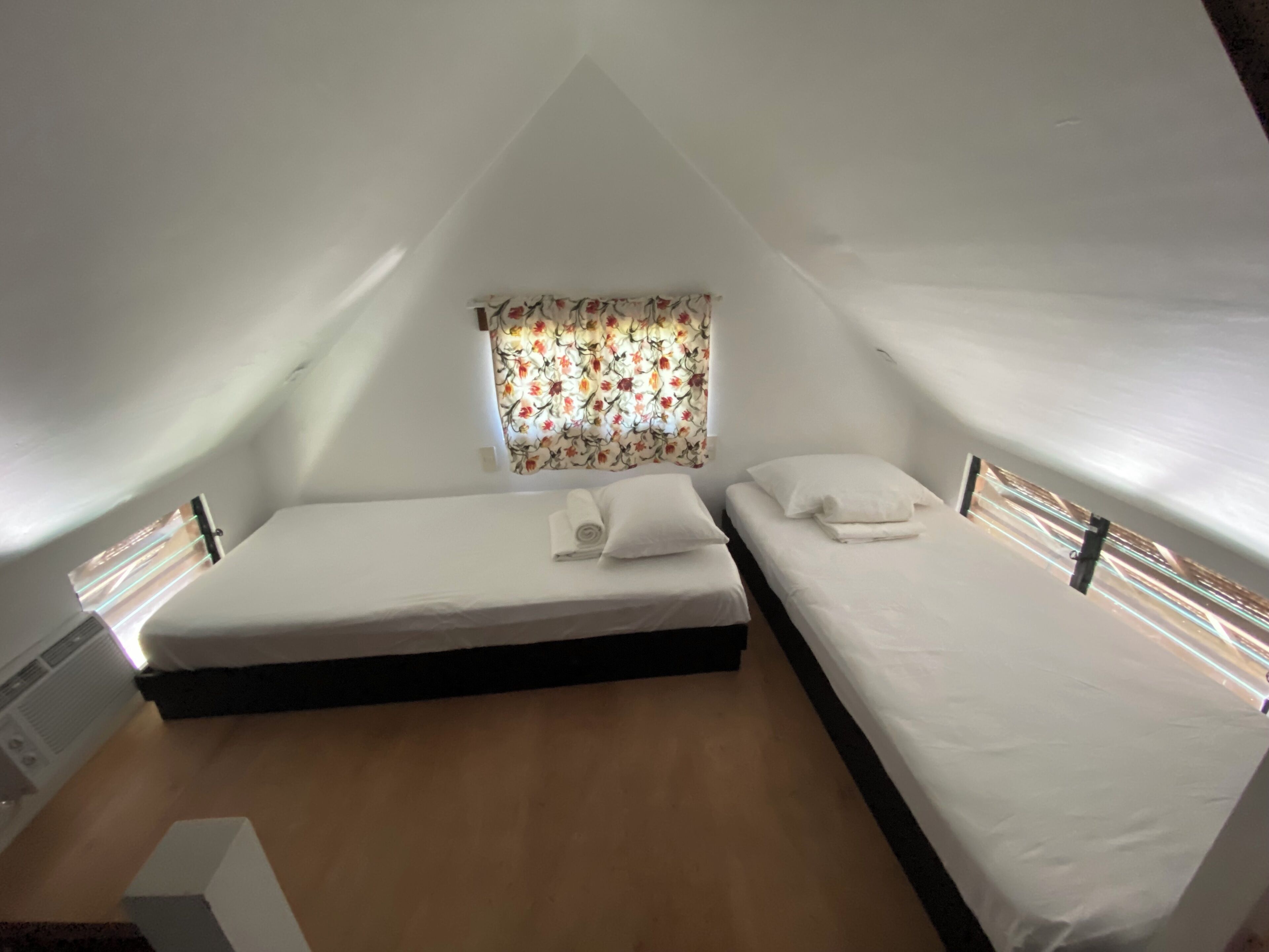 1 bedroom, in-room safe, desk, laptop workspace