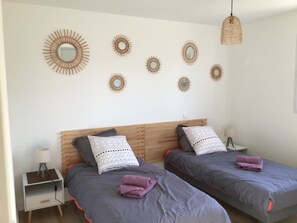 4 habitaciones, tabla de planchar con plancha y wifi gratis 