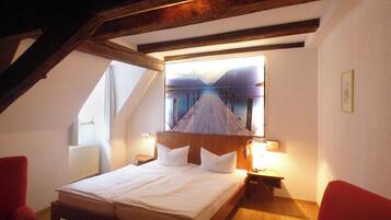 Business Double Room | Free WiFi