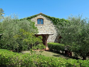 Exterior - Apartment Lepre by Interhome (Riparbella)