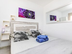 2 bedrooms, desk, Internet - El velero by Interhome (Cambrils)