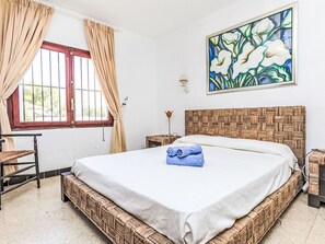 2 slaapkamers, een strijkplank/strijkijzer, wifi