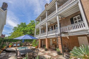 Restauration extérieure