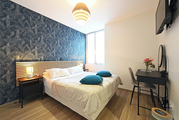 Superior Double Room | Free WiFi, bed sheets