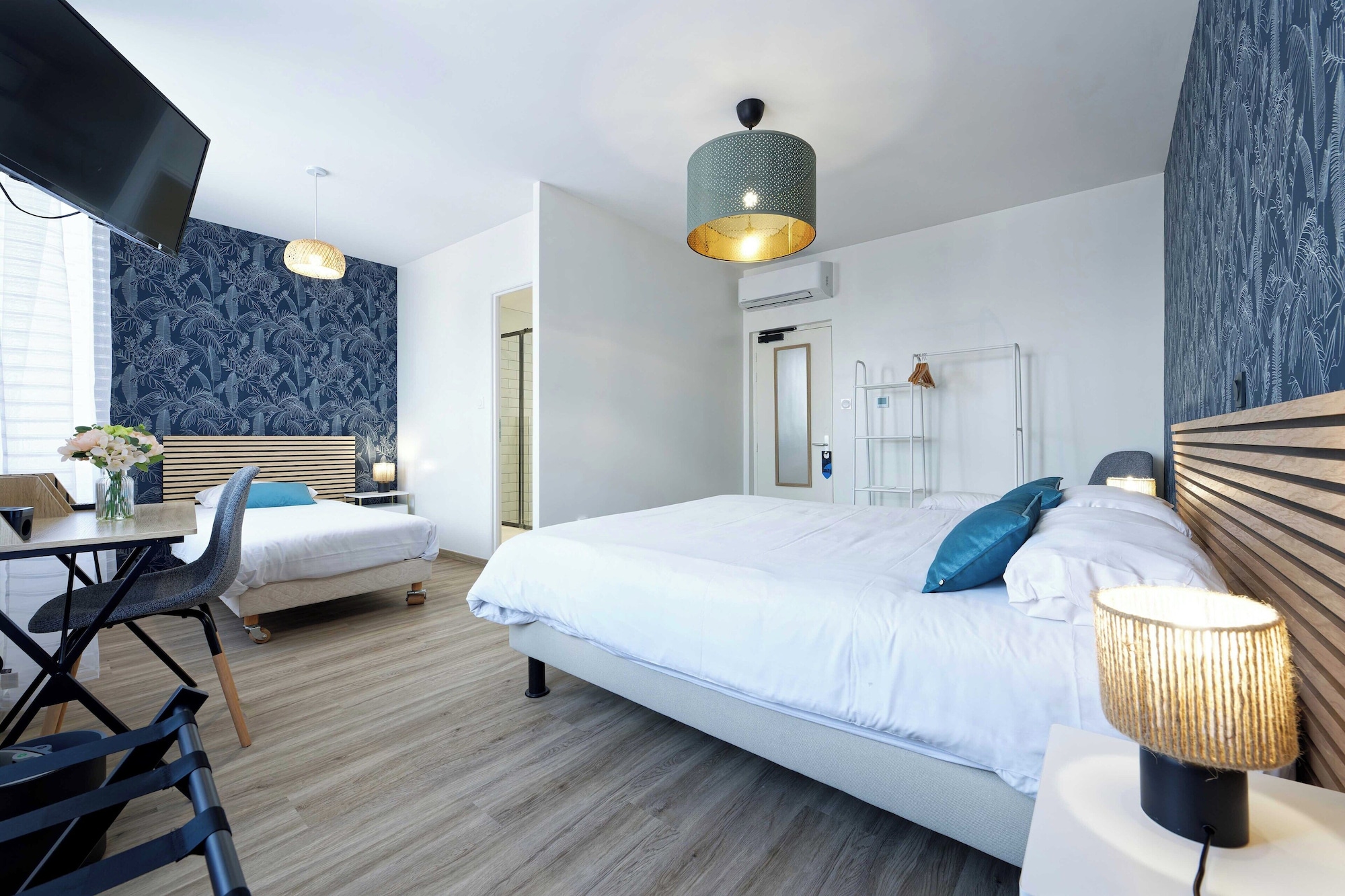 2 Star Hotels