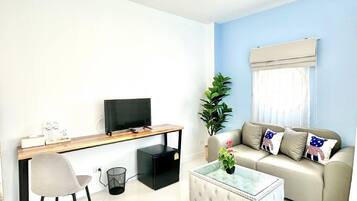 Deluxe Room, 2 Double Beds, Balcony