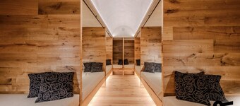 HOTIDAY Room Collection - Campitello