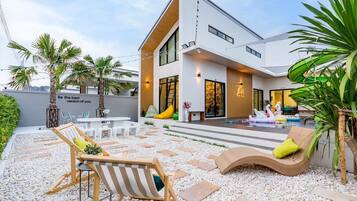 Mặt tiền nơi lưu trú