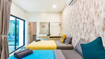 Biệt thự, quang cảnh hồ bơi | 4 phòng ngủ, truy cập Internet không dây miễn phí, bộ trải giường