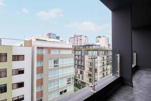 Property grounds - w* | Elegant 2BR w/ Balcony Near Larcomar (Miraflores)