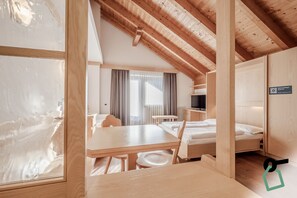 Coffres-forts dans les chambres, bureau, Wi-Fi gratuit