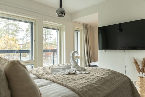 1 bedroom, free WiFi, bed sheets