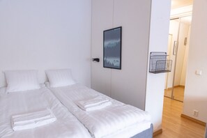 1 bedroom, WiFi, bed sheets