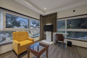 Quarto casal club, vista para o vale | 1 quarto, quartos à prova de som, camas extras/dobráveis (sobretaxa)