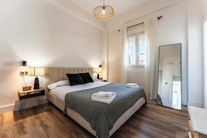 3 bedrooms, iron/ironing board, travel crib, WiFi