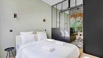 2 chambres, lit parapluie, Wi-Fi, draps fournis