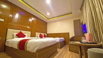 Superior Triple Room, City View | Desk, laptop workspace, soundproofing, free WiFi