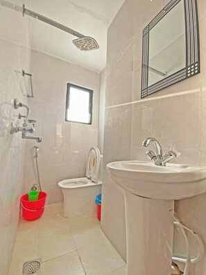 Bathroom - Hotel Airport Holiday (Kathmandu)