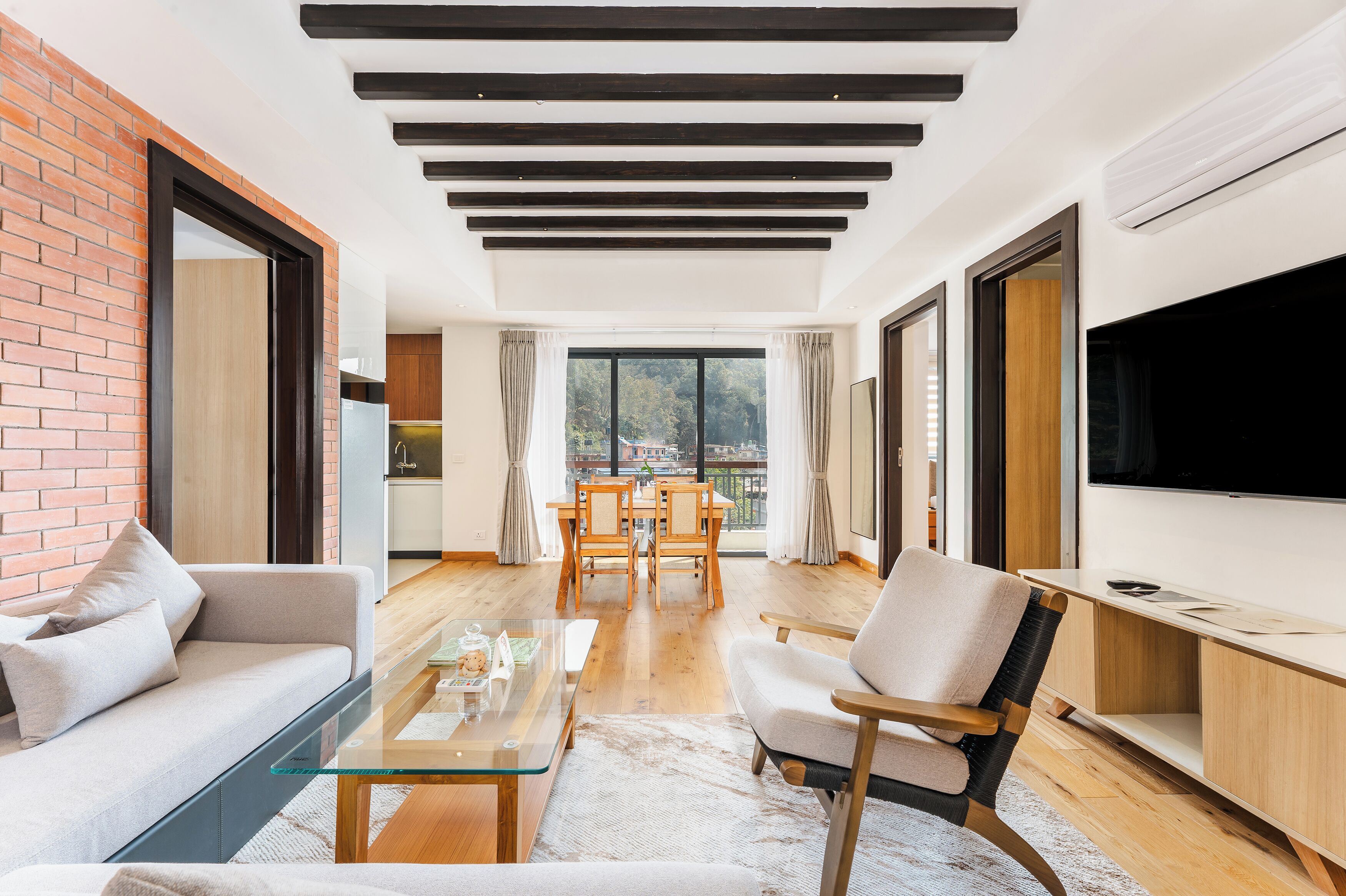 Executive Suite | Wohnbereich | Flachbildfernseher