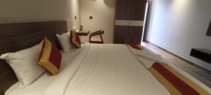 Standard Room, Balcony, City View | Free WiFi, bed sheets - Narayana Greens By GRB (Sherghati)