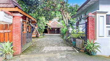 Bagian depan properti