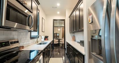 Pettaway LR Bungalow