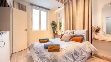 1 多间卧室、熨斗/熨衣板、WiFi、床单