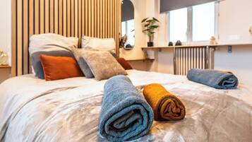 1 室のベッドルーム、アイロン / アイロン台、WiFi、ベッドシーツ