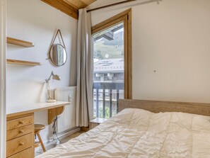 2 bedrooms, free WiFi - Renovated 2-bedroom Apartment - Balcony - Near Megève Center (Megève)