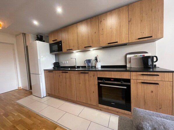 Fridge, microwave, dishwasher