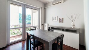 Apartment, Balcony | Living area - La Casa di Barbara (Maslianico)