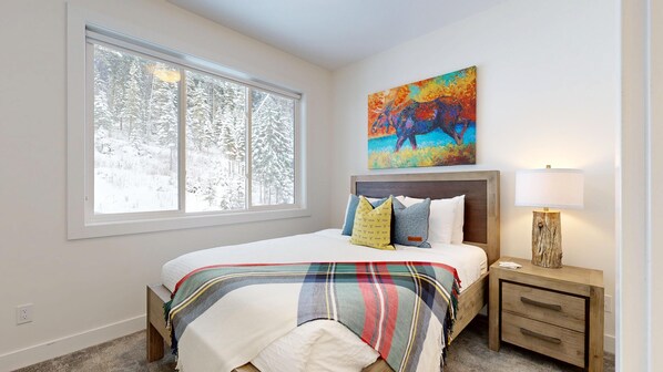 2 habitaciones, tabla de planchar con plancha y wifi gratis 