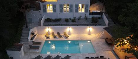 Piscine extérieure