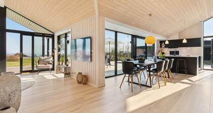 "Viveke" - 10m from the sea by Interhome