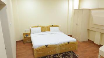 Deluxe Double Room, City View | Desk, free WiFi, wheelchair access