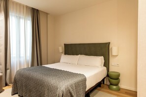 Standaard tweepersoonskamer, 1 slaapkamer | Geluiddichte muren, een strijkplank/strijkijzer, gratis wifi