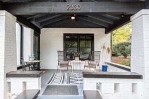 Terrace/patio - Silver Stallion (Atlanta)