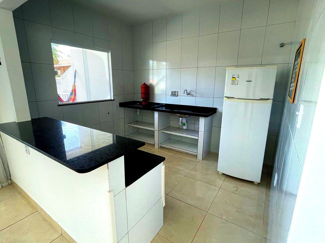 Réfrigérateur, plaque de cuisson