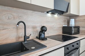 Appartamento, 2 camere da letto | Cucina privata | Frigorifero con congelatore, forno, piano cottura, lavastoviglie