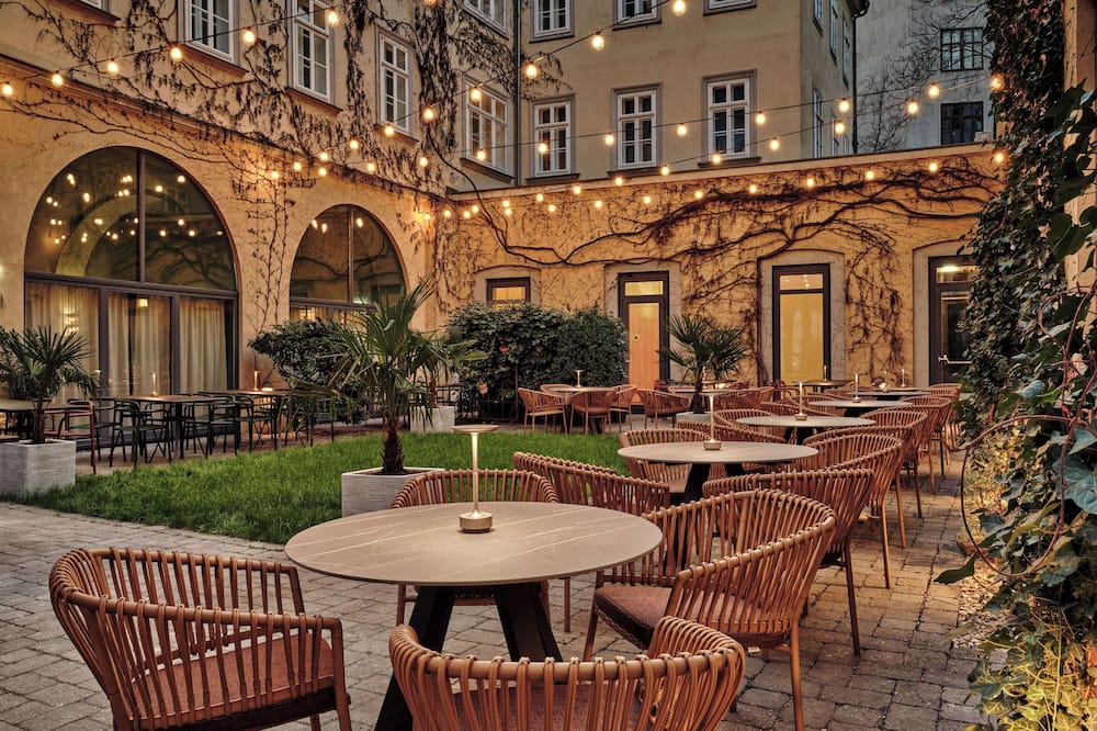 Radisson Blu Das Triest Hotel, Vienna