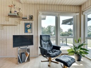 Télévision, cheminée