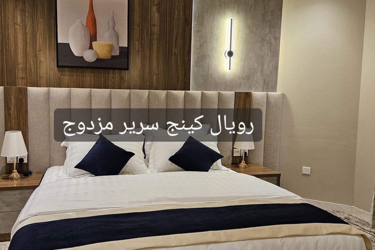 In-room safe, laptop workspace, blackout curtains, iron/ironing board