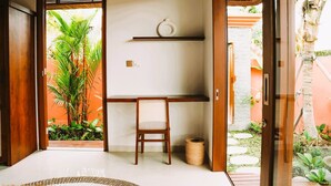 Villa, 2 Yatak Odası, Havuz Manzaralı | Oturma alanı