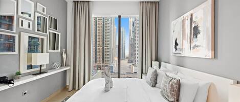 1 bedroom, desk, iron/ironing board, WiFi