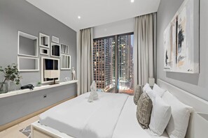 1 bedroom, desk, iron/ironing board, WiFi