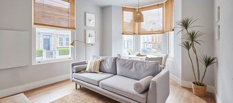 Host Stay Poplar Villas