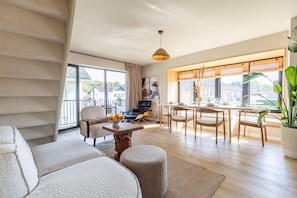 Apartment | 3 bedrooms, desk, Internet